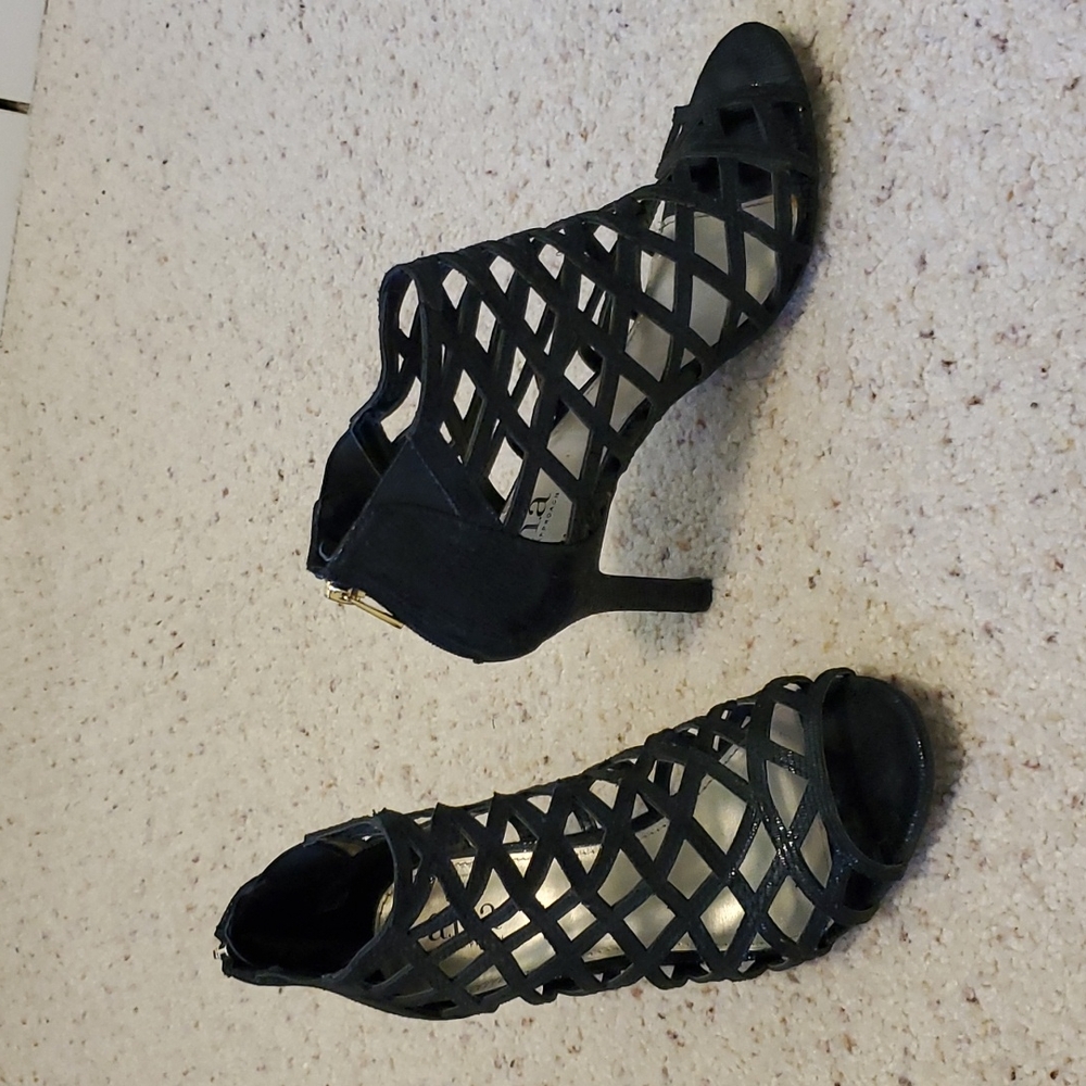Black heels